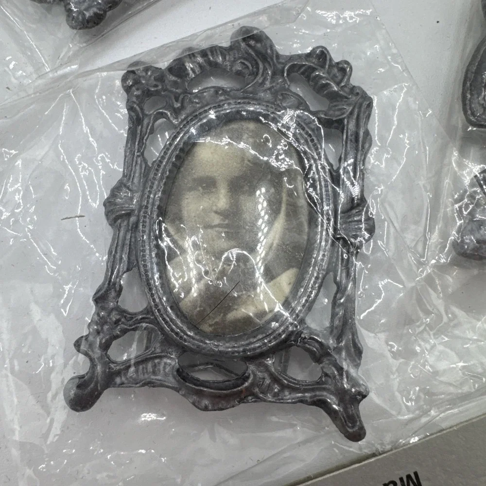 Vintage Pewter Mini Picture Frames Lot 22 NOS Made Taiwan Ornate Victorian